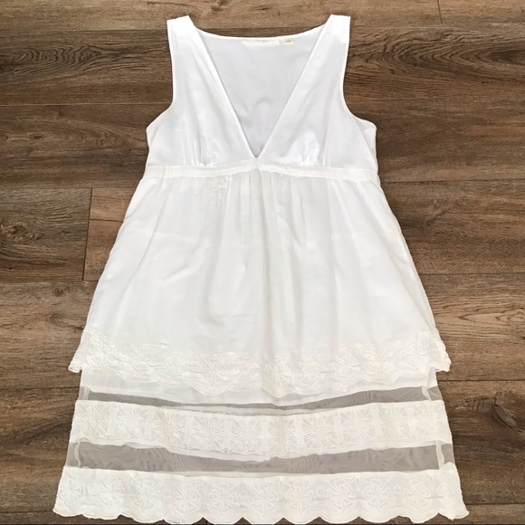 Feather Bone Sleeveless Tiered White Dress Lace Detail Size Medium - Picture 13 of 13